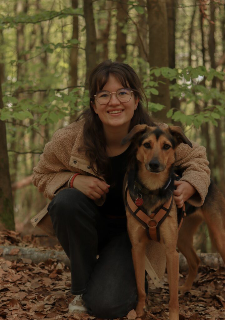 Lara unterstützt das Vermittlungsteam von That's Pets Rescue im Bereich Verhaltensberatung und Training